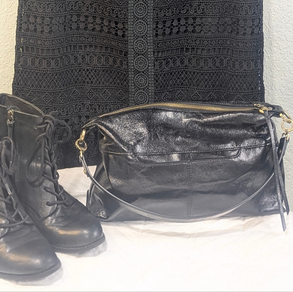 HOBO Black Leather Slouchy Shoulder Bag – Gold Hardware